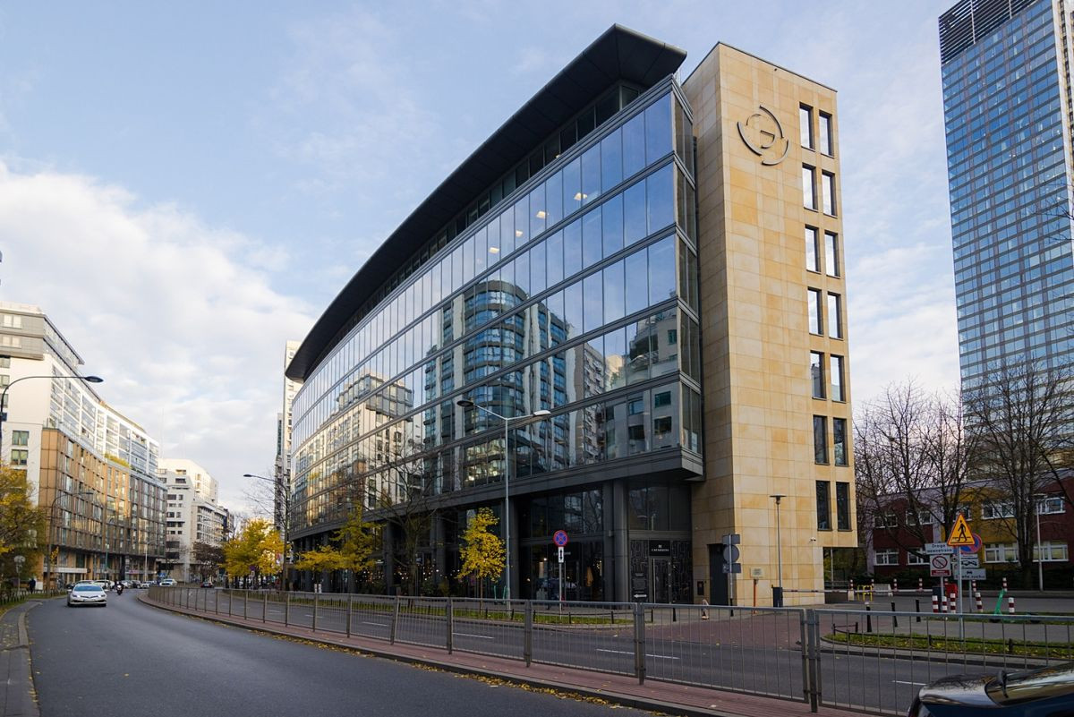 BIURA 17M2-700M2 z Widokiem na CENTRUM WARSZAWY - Widok 2