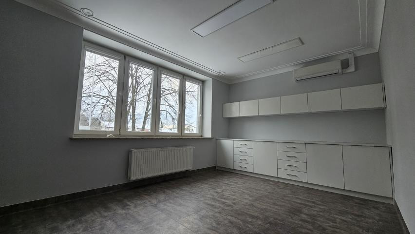 Brynów willa 390m medycyna usługi biuro parking - Widok 4
