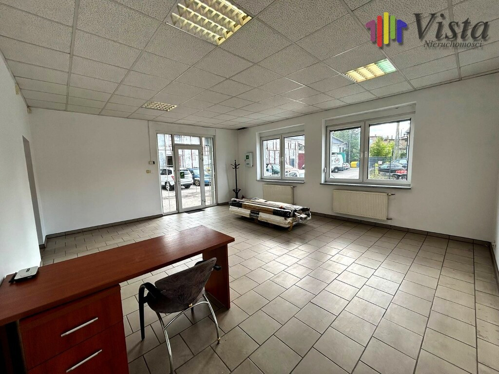 Lokal usługowy + plac 1000 metrów