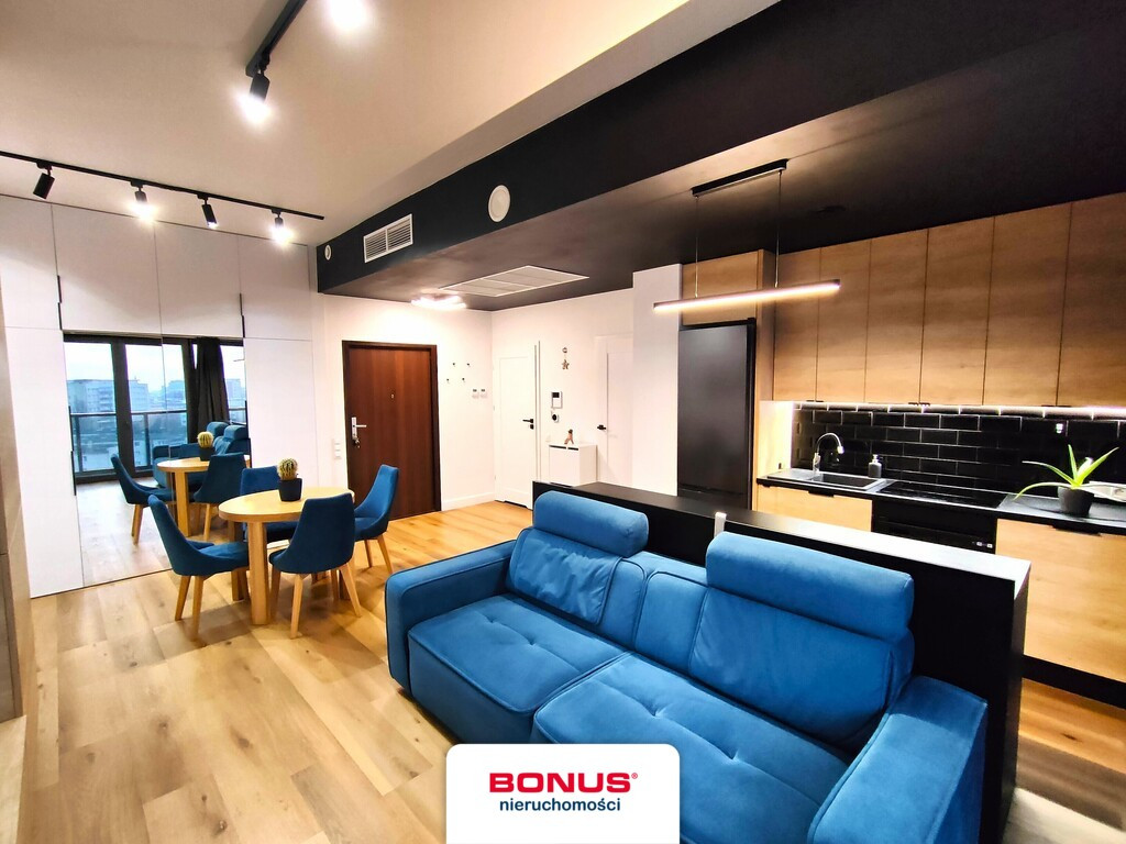 Hanza Tower 2 pokoje z balkonem 10 m²