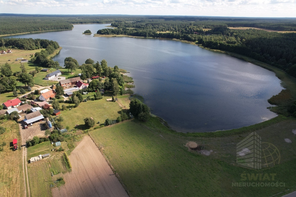 Działka z domem i bezpośrednim dostępem do jeziora – ponad 6000 m², - Więcej