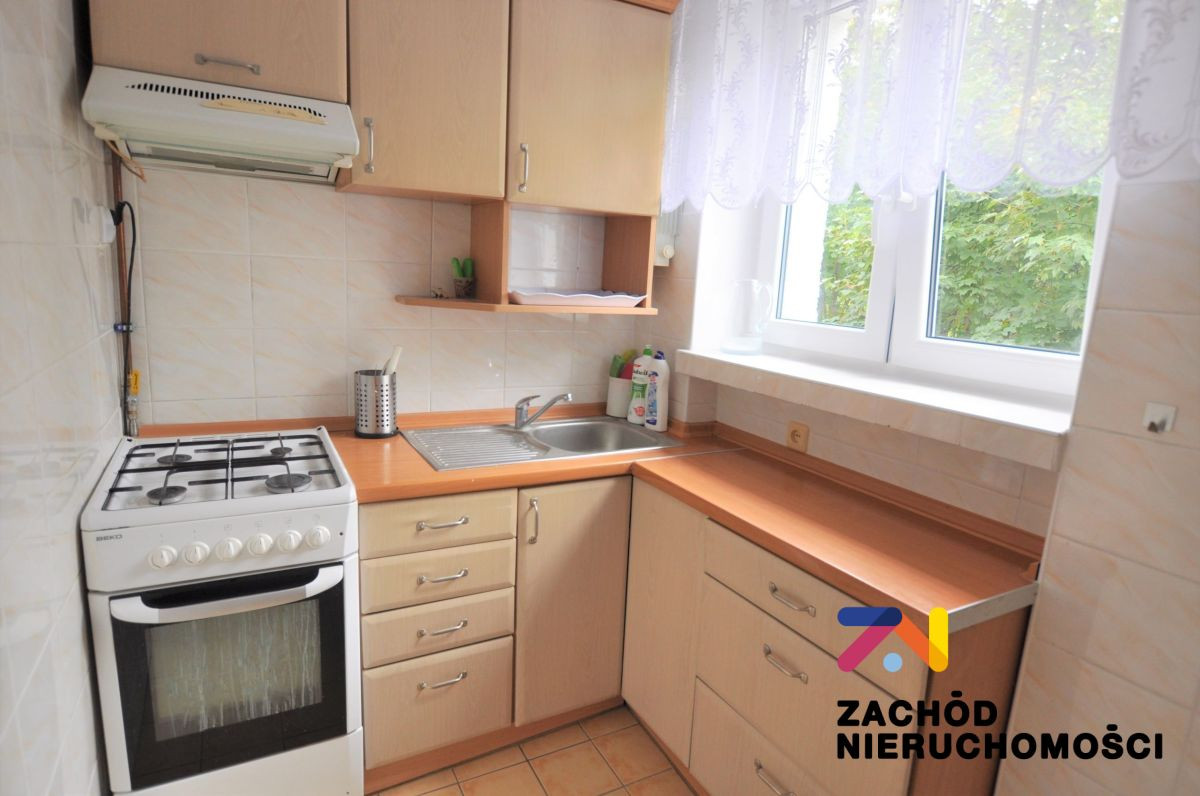 pokój w mieszkaniu trzypokojowym - os. Morelowe - Widok 3