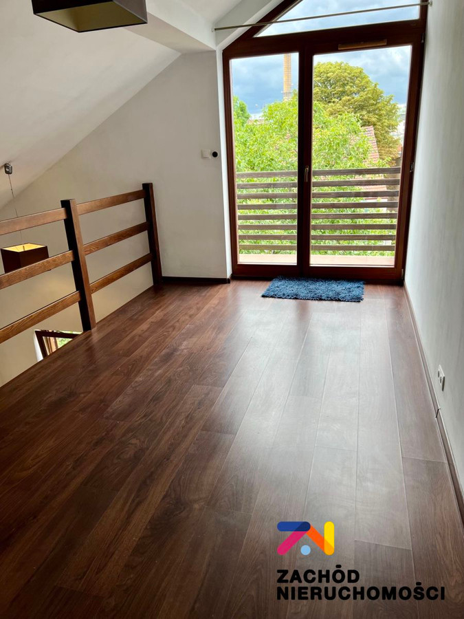 Apartment in Zielona Góra, Osiedle Morelowa, Centrum - More