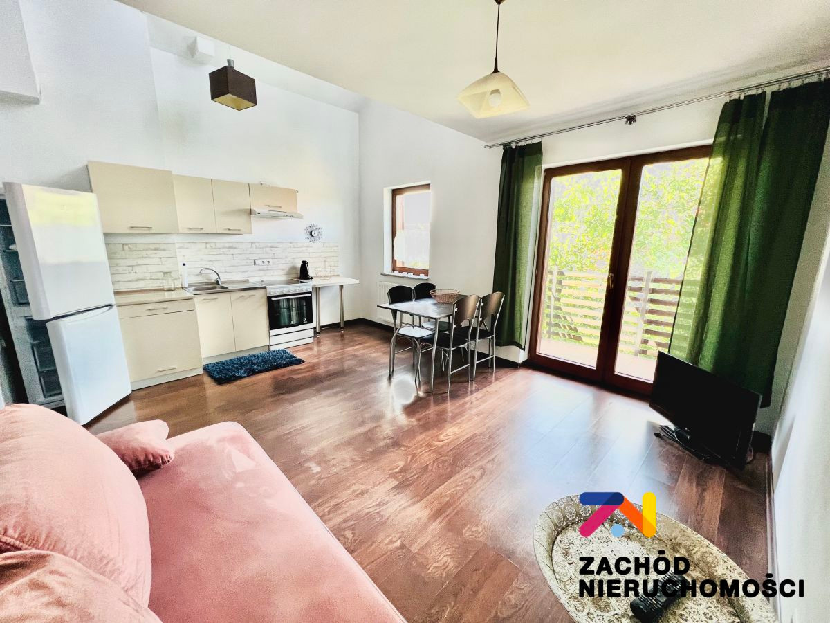 Apartment in Zielona Góra, Osiedle Morelowa, Centrum - View 2