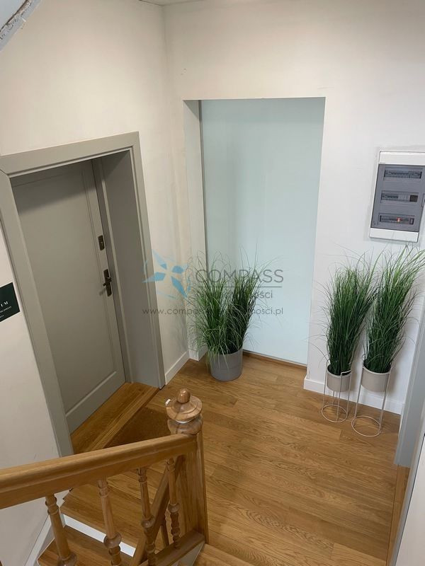 Nowoczesny lokal 8 m² na biuro/gabinet/kancelaria - Więcej
