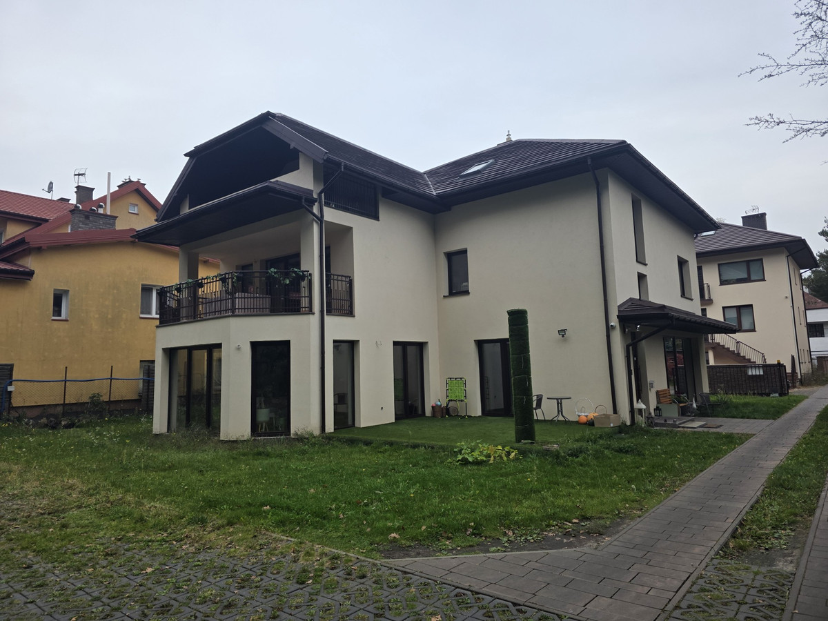 Wynajmę Duzy dom przy ścianie lasu kabackiego