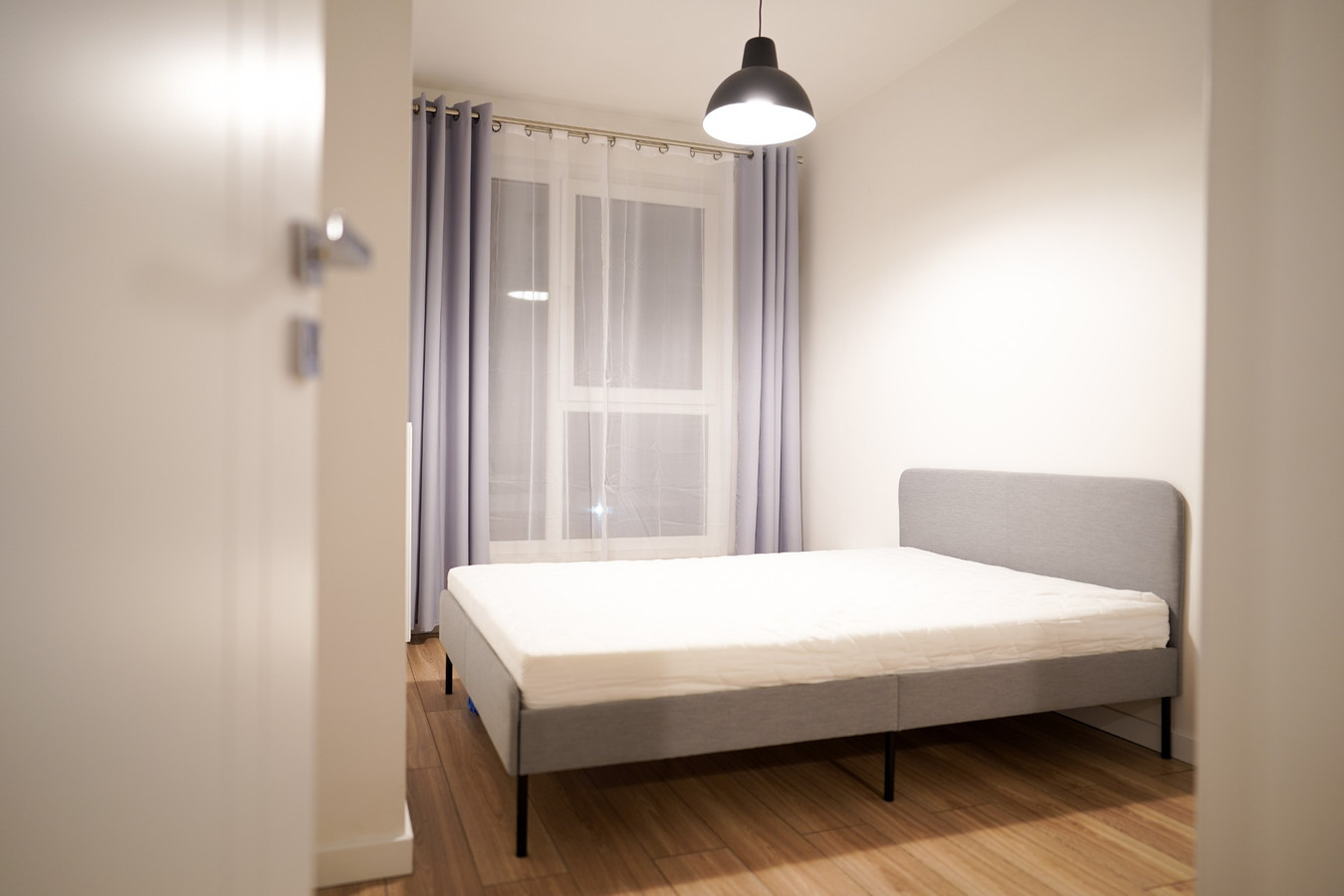 Zupełnie nowe, słoneczne mieszkanie 36.45 m², super lokalizacja, garaż - Więcej