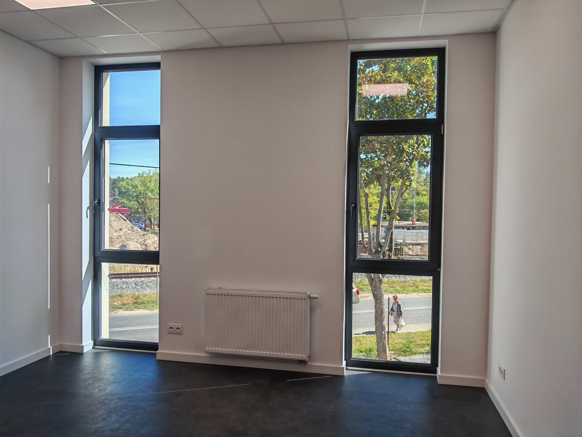 Wynajmę lokal usługowy w Radości 130 m² - Widok 2