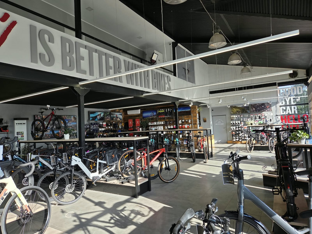 Pawilon handlowo-usługowy 396 m² | parking 600 m² | Poznań, Dąbrowskiego - Widok 5