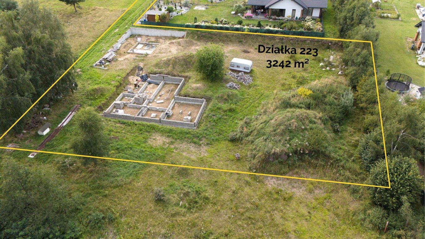 Działka siedliskowa z budową domu Obroty pod Kołobrzegiem- 3242 m² - Widok 2