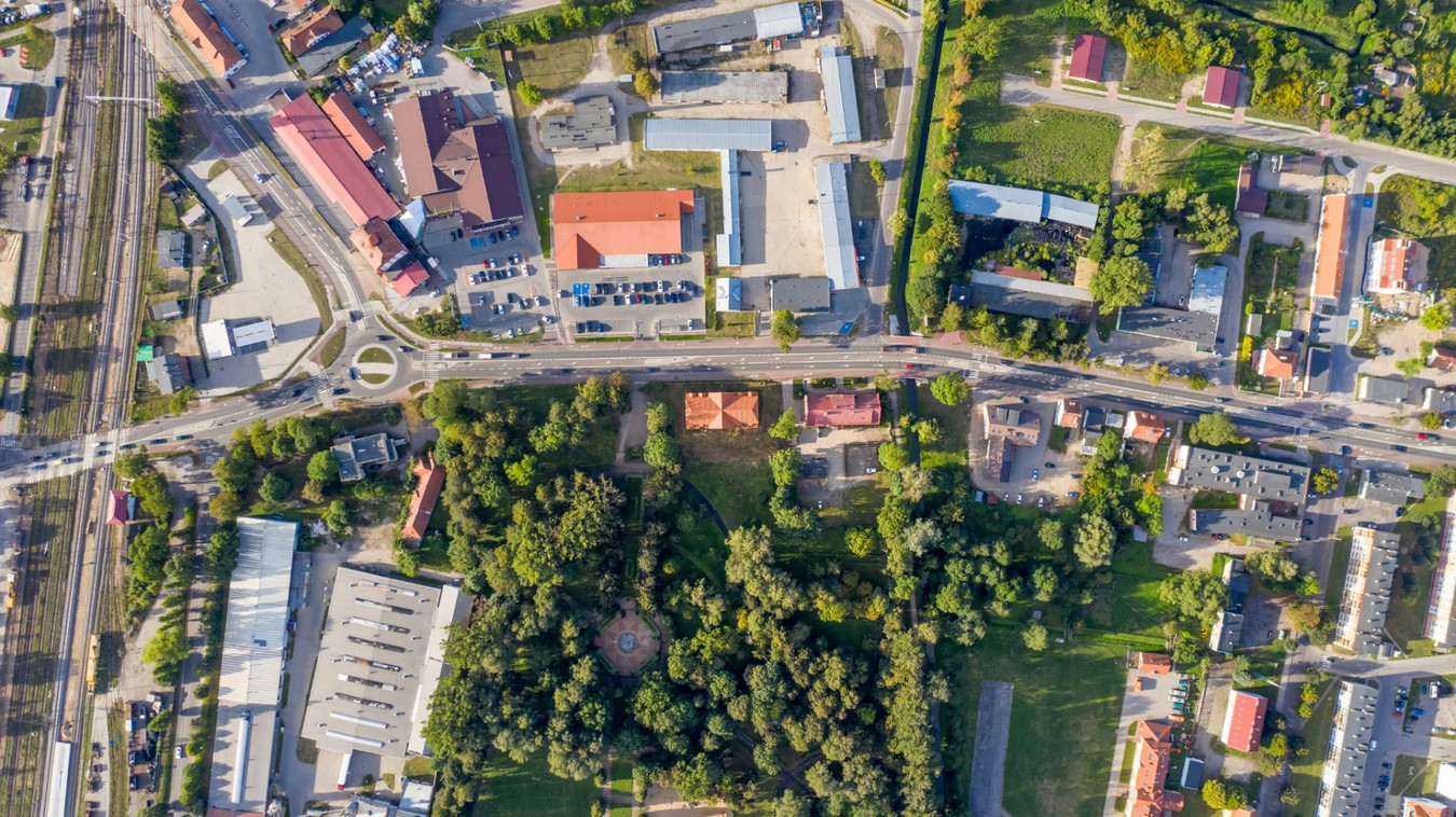 HOTEL Z RESTAURACJĄ / DOM SENIORA -DPS / BUDYNEK MIESZKALNY w budowie / ZAMIAN - Więcej