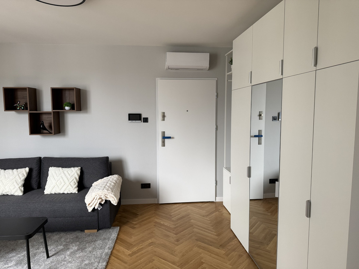 Apartment in Katowice, Śródmieście - Widok 3