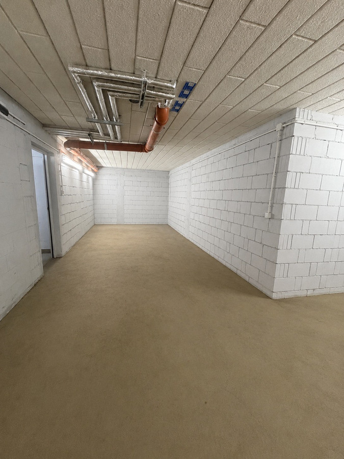 Sprzedam garaż w budynku mieszkalnym o pow. 46,67 m² w centrum Ostródy - Widok 5