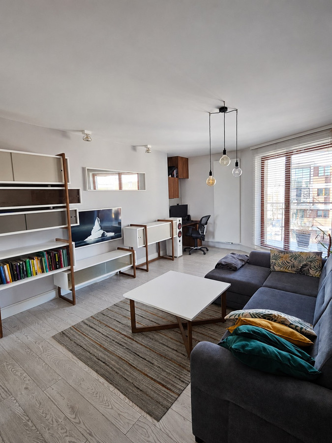 68 m² | ostatnie piętro | 2 tarasy 17 m² | wyposażone | klimatyzowane