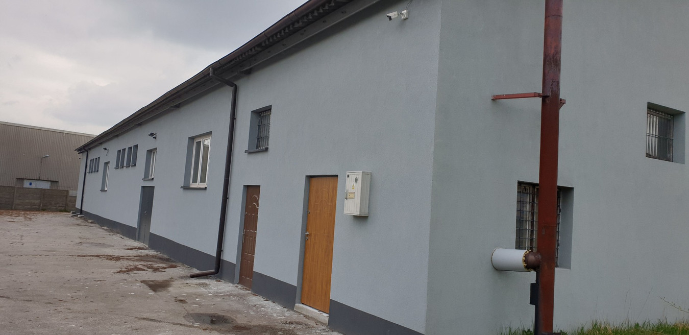 WYNAJMĘ HALĘ 651 m² z parkingiem 1500m - Więcej