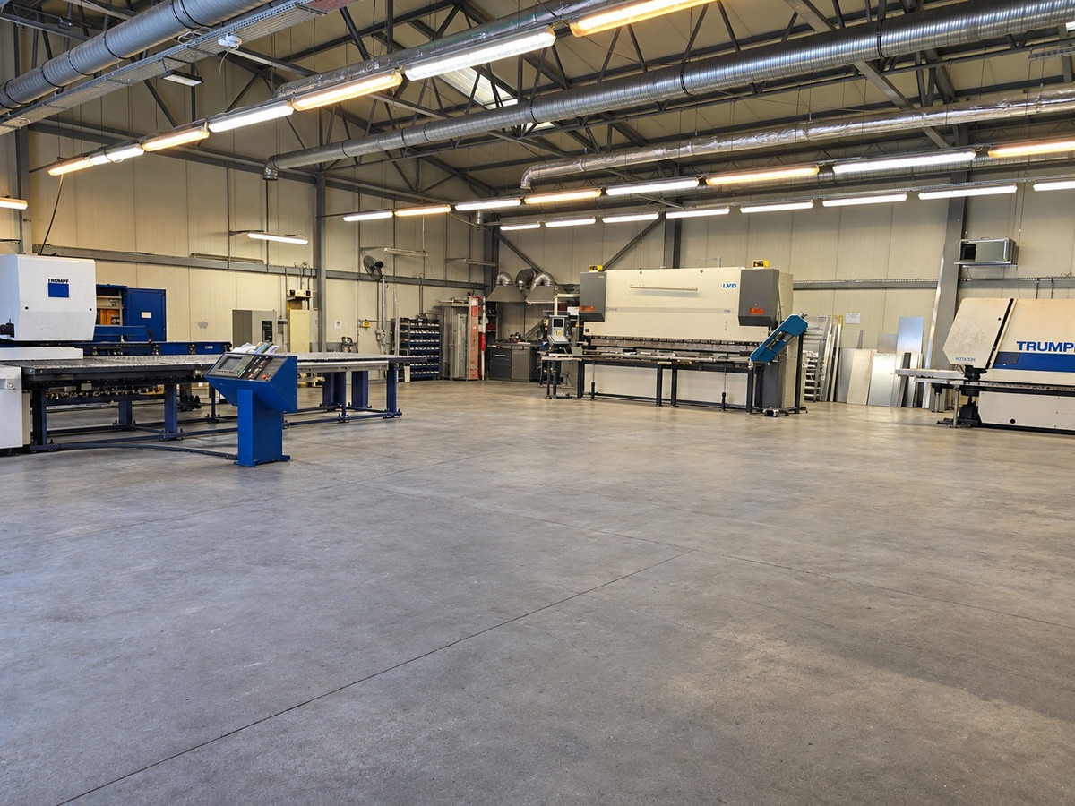 Obiekt produkcyjno-magazynowy z biurami | 0,95 ha | Wieliczka / Kraków - Widok 2