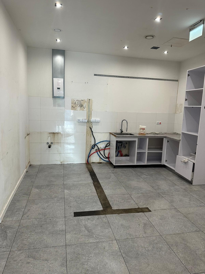 Lokal 150 m Rudzka 62 UWAGA! Ogrzewanie w cenie - Widok 5