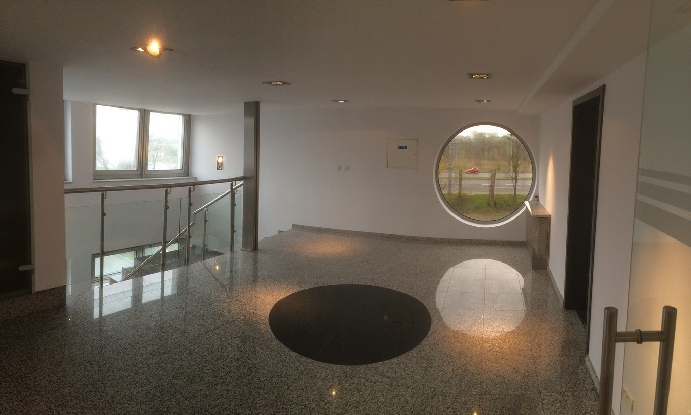 Pomieszczenia biurowe 308 m², II piętro - More