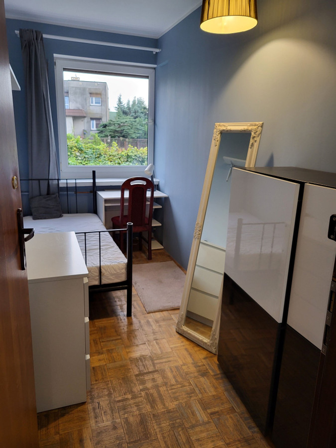 pokój jednoosobowy dla studentki lub pani pracujacej - Widok 2