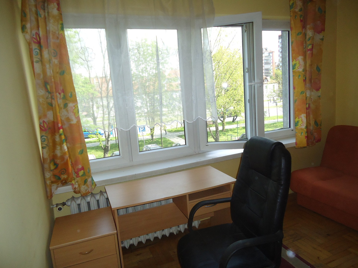 Przytulny pokój w atrakcyjnej lokalizacji - Widok 2