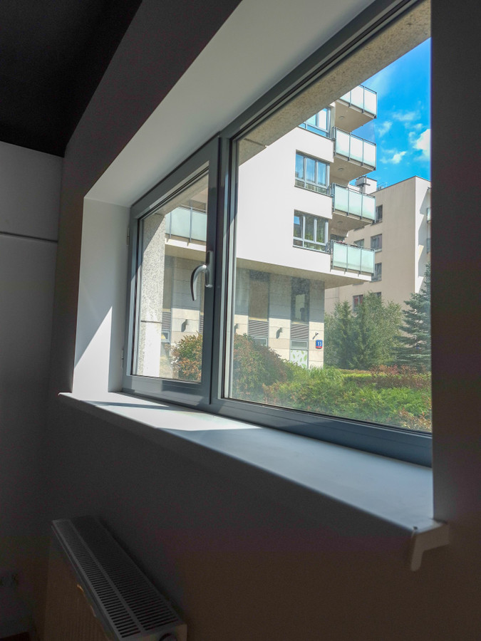 Lokal usługowy 105 m² na Jana Kazimierza | duże witryny | beauty, medyczne, fizj - Więcej