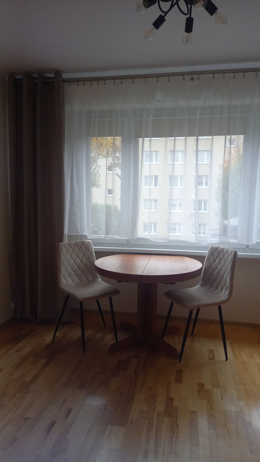 Dwupokojowe mieszkanie na II piętrze