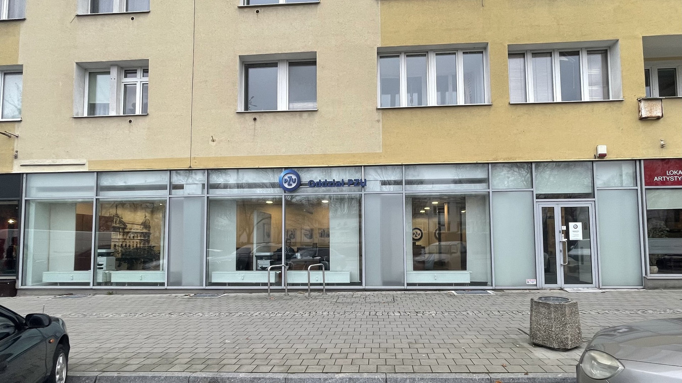 LOKAL 167 m2, CENTRUM GDYNI, parter- jeden poziom, 4 m wysokości