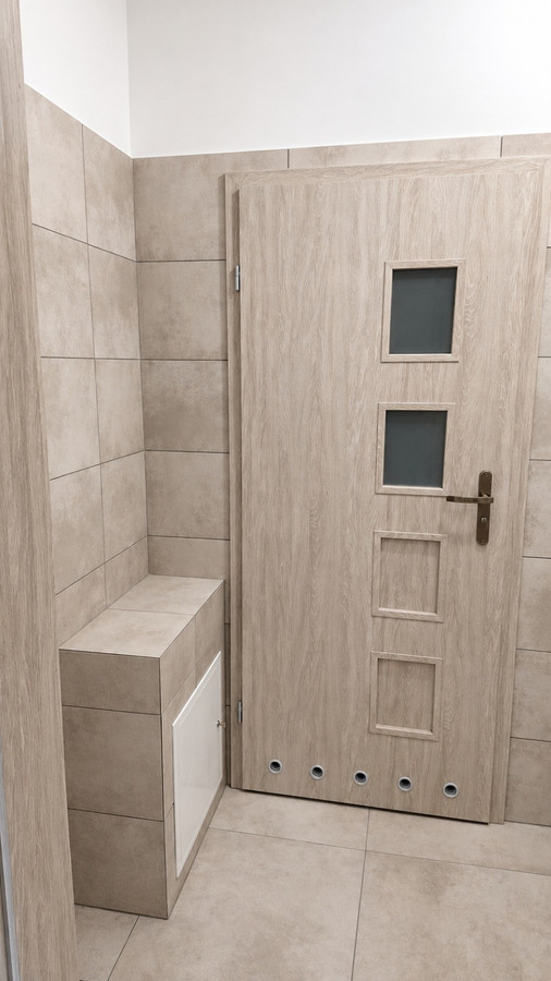 LOKAL HANDLOWY / USŁUGOWY 116 m², Osiedle ZIELONA ITALIA, wejście z ulicy, parkin - Więcej