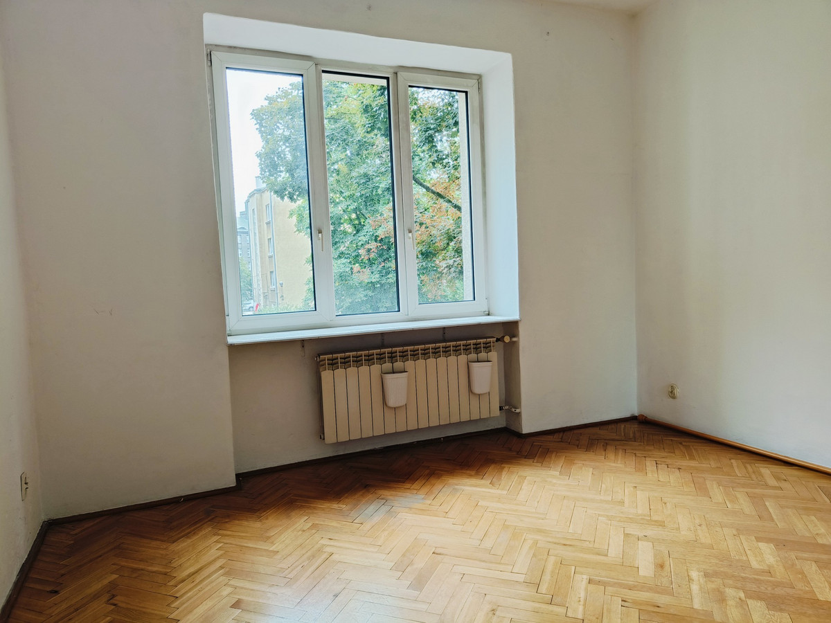 Apartment in Warszawa, Koszyki, Śródmieście - Więcej