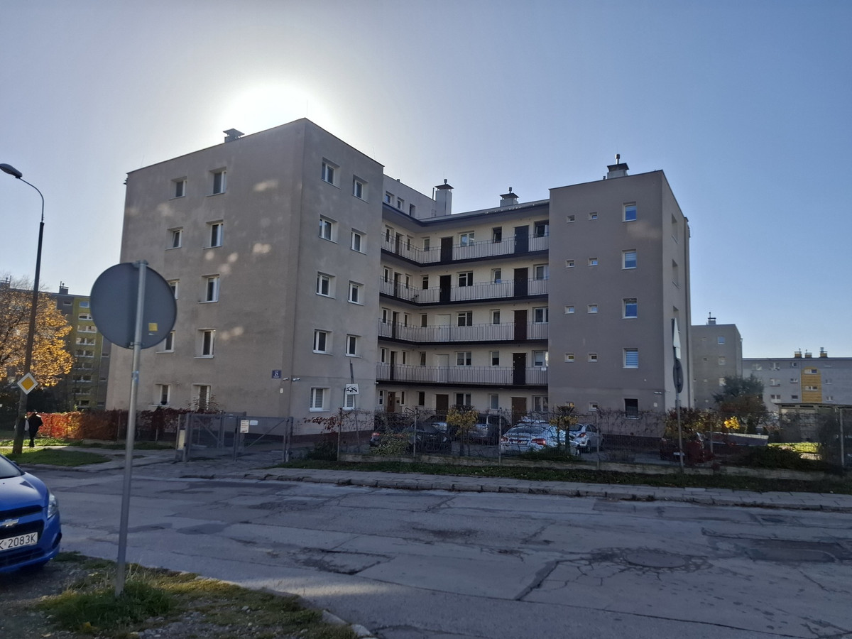 mieszkanie bezpośrednio 43m2, 2 pokoje z oddzielną kuchnią