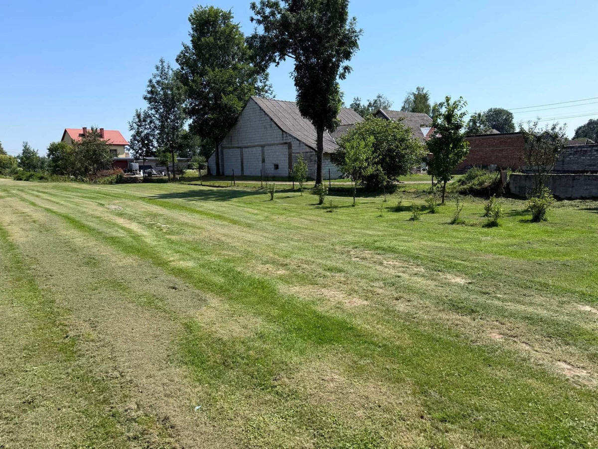 Działka 2495 m² w centrum Borzęcina – media, złożony wniosek o warunki zabudowy - Widok 3
