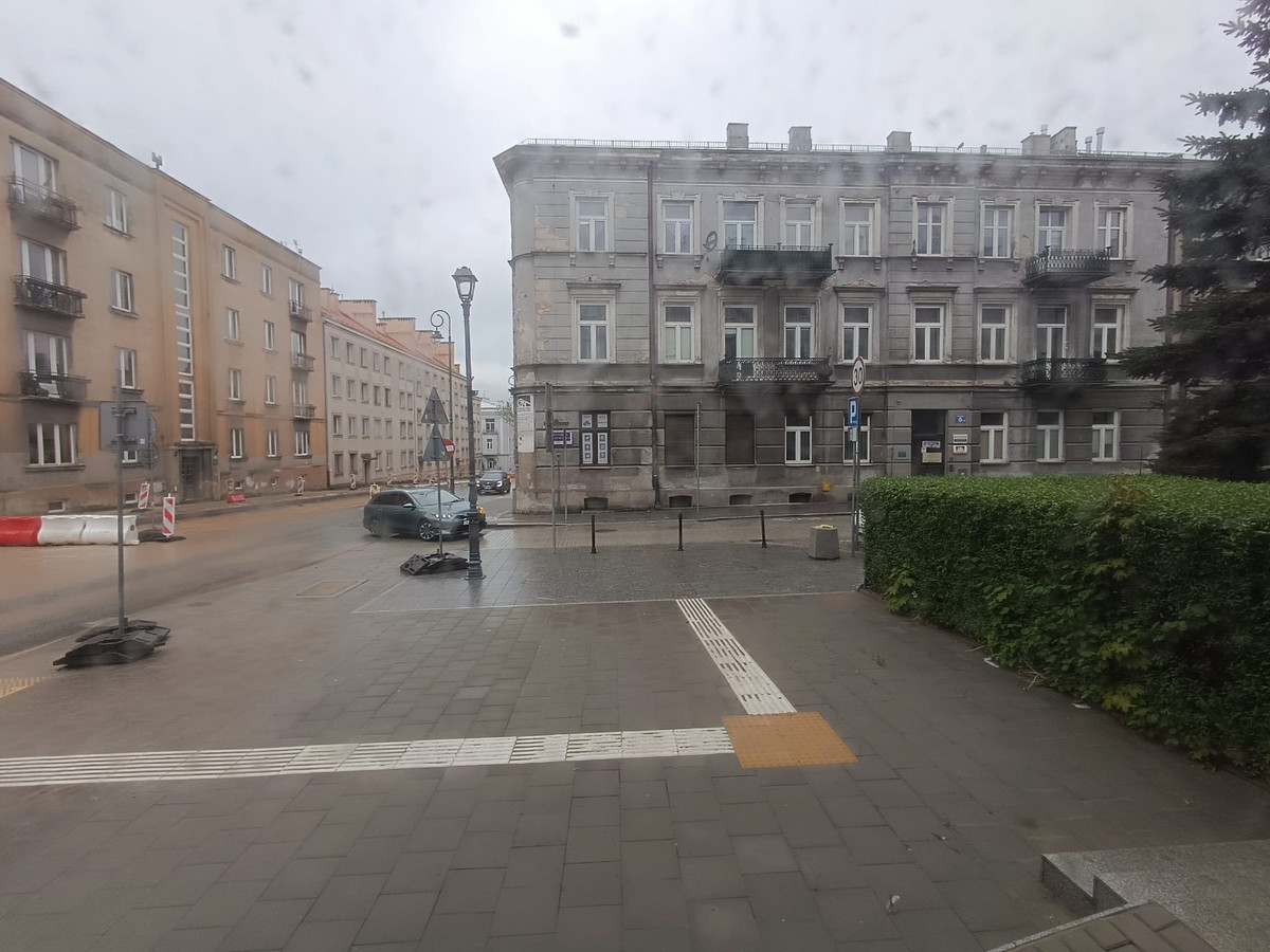 Lokal użytkowy 72 m² na wynajem – Kielce, róg ul. Seminaryjskiej i Śniadeckich - Widok 2