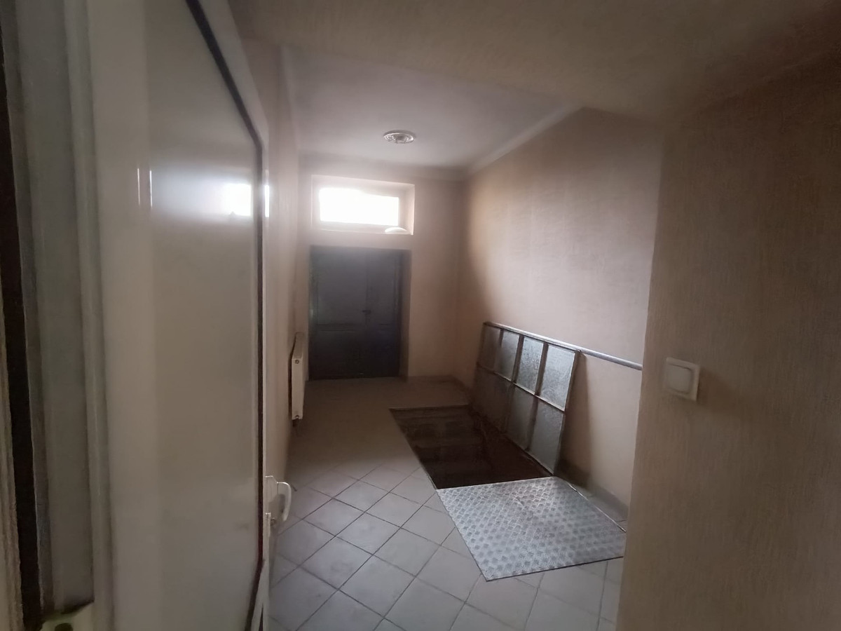 Lokal użytkowy 72 m² na wynajem – Kielce, róg ul. Seminaryjskiej i Śniadeckich - Więcej