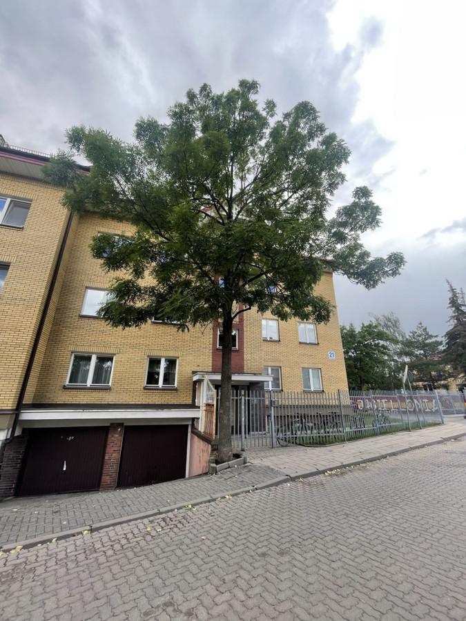 Trzypokojowe mieszkanie w centrum w bloku z cegły - Ansicht 2