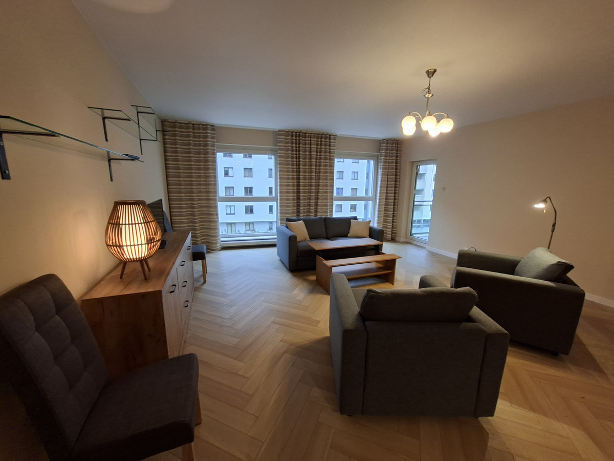 Jasny, przestronny apartament w Rezydencji \"Pod orłem\"