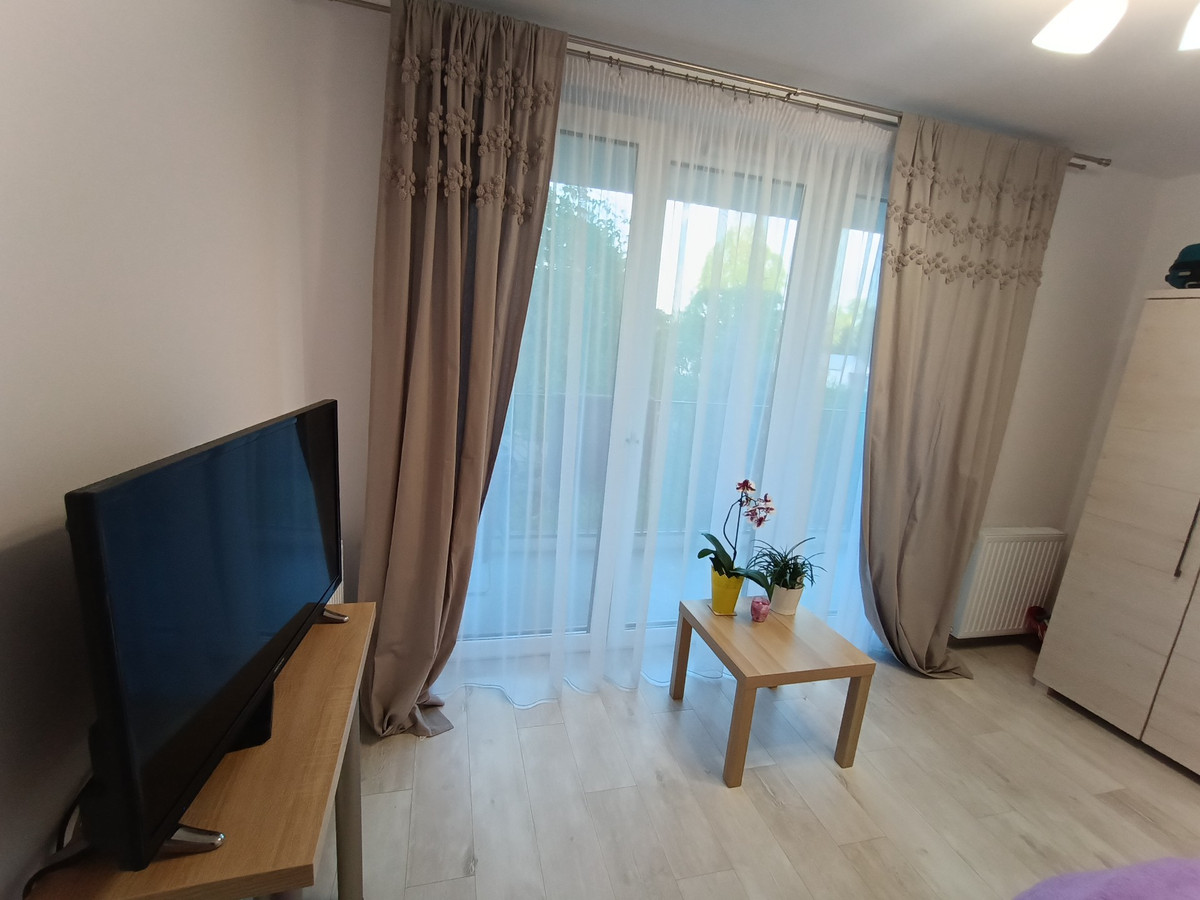 WYNAJMĘ POKÓJ W NOWOCZESNYM MIESZKANIU - Więcej