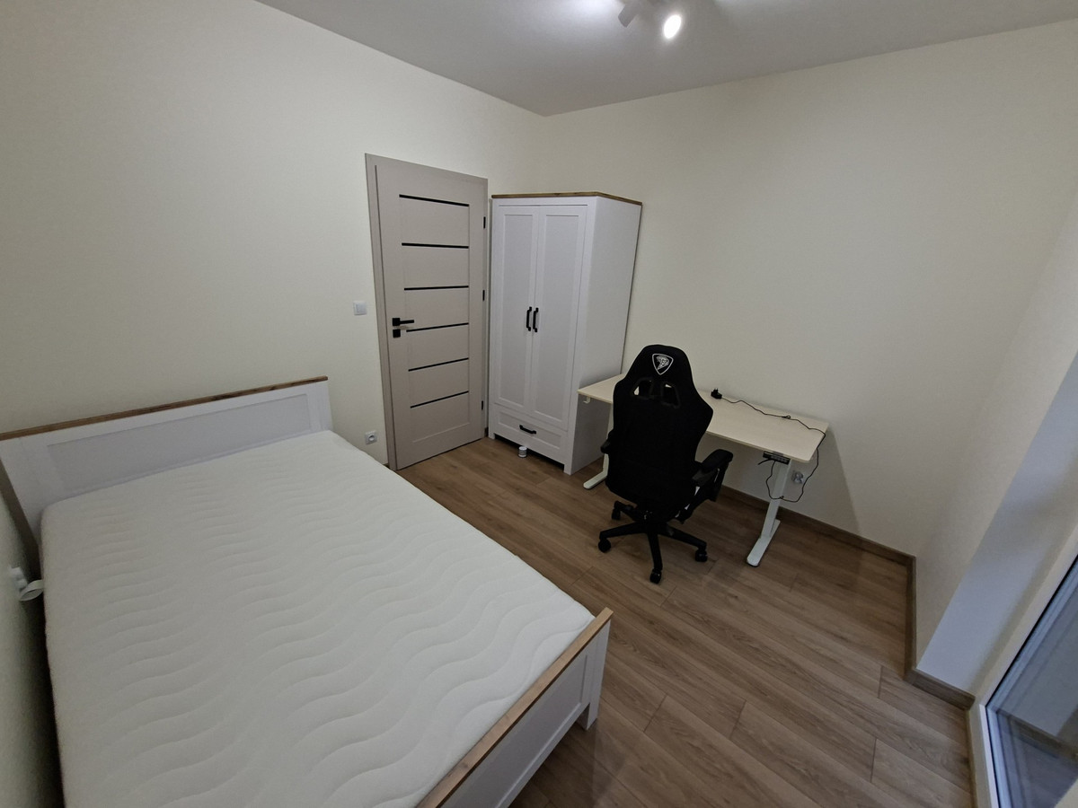 Pokój do wynajęcia w centrum Katowic z piękną spokojną okolicą - Widok 4