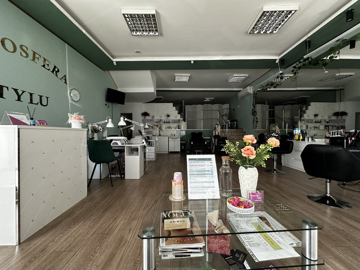 Sprzedam funkcjonujący salon kosmetyczny – gotowy biznes z bazą klientek - Widok 3