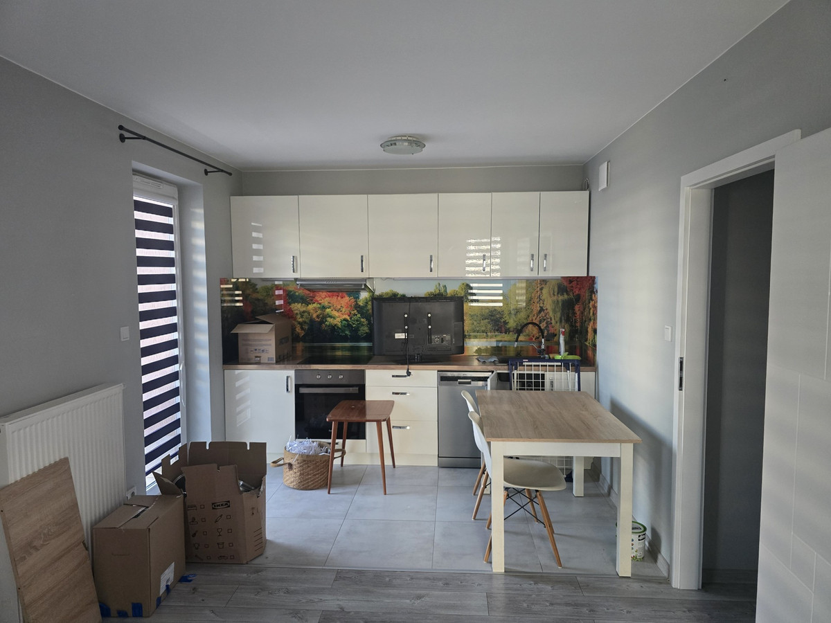 Dwa pokoje, balkon i miejsce na Twój styl — Koralowa 29