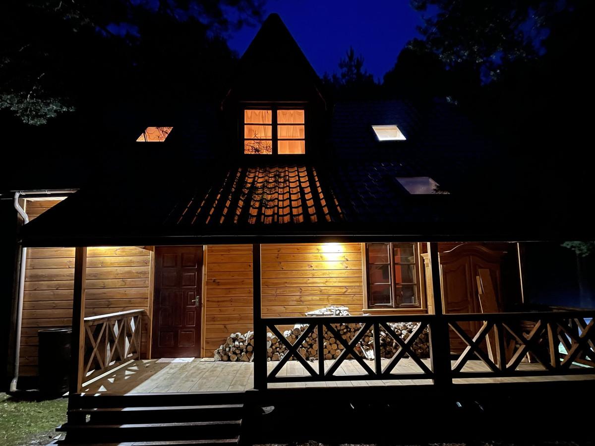 Casa, 200 m², terreno 2700 m²