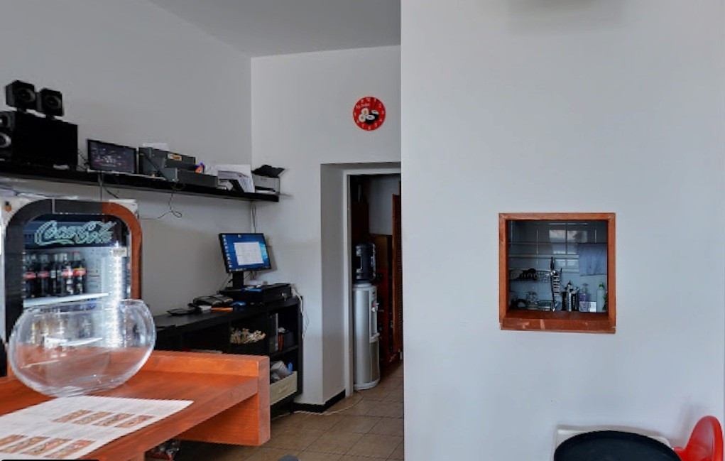 Lokal 60 m² w wolnostojącym budynku z parkingiem i witryną – Muchobór Wielki - Widok 3