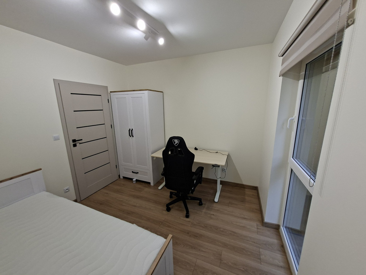 Pokój do wynajęcia w centrum Katowic z piękną spokojną okolicą - Widok 3