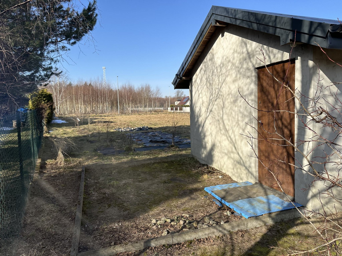 Sprzedam działkę budowlaną - Widok 4