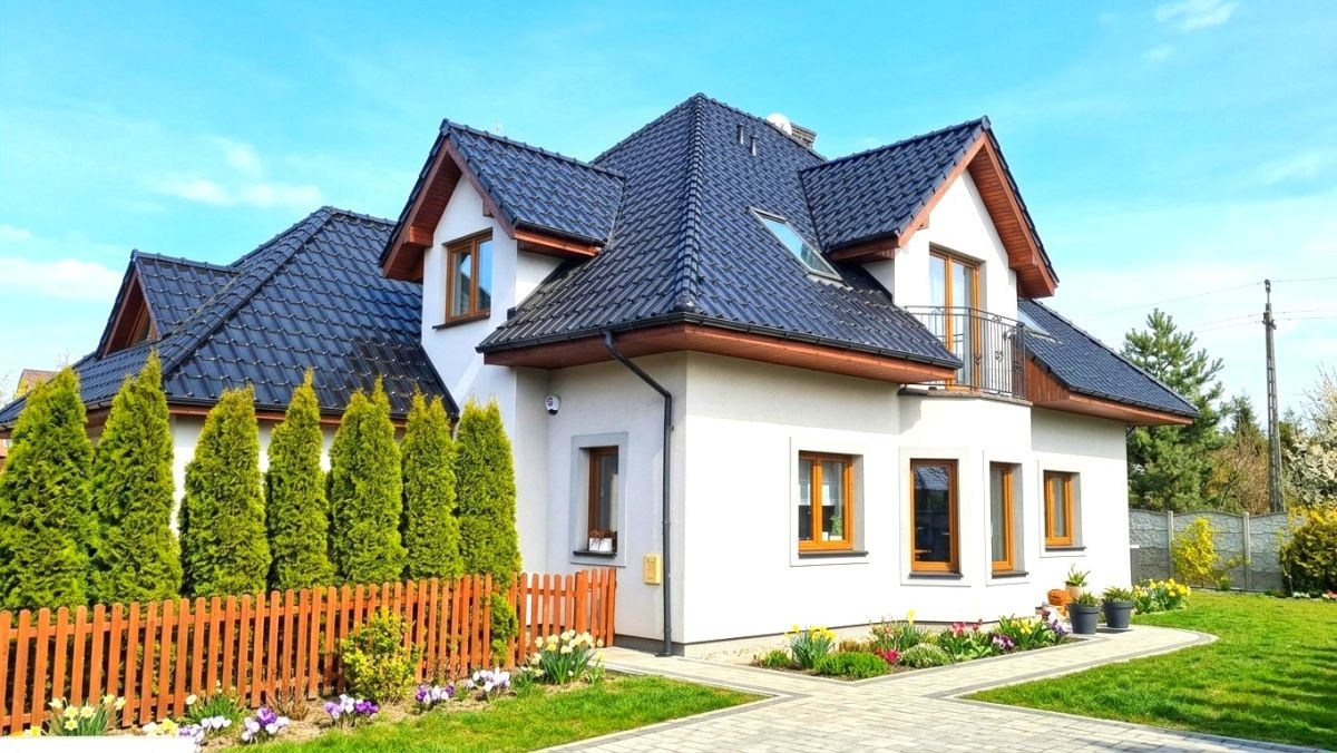 Pokrzywnica | garaż 2 auta | otoczenie lasu | 260m